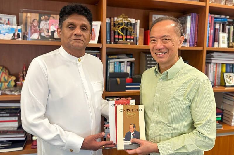 සිංගප්පුරුවට ගිය සජිත් එරට හිටපු විදේශ ඇමති හමුවේ