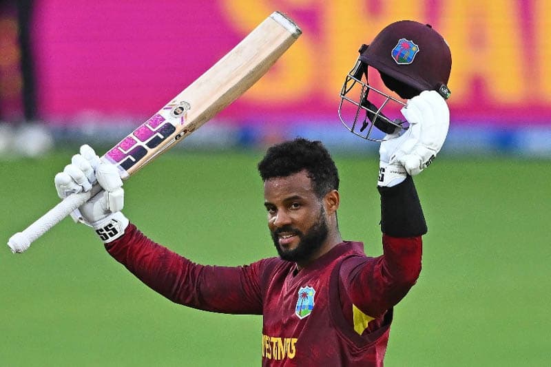 ෂායි හෝප්: ICC පූර්ණ සාමාජික රටවල් සියල්ලටම එරෙහිව ජාත්‍යන්තර ශතක ලැබූ පළමු පිතිකරුවා