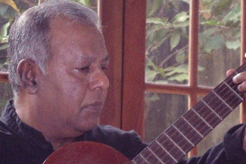 සුනිල දිය දහර - (ආචාර්ය උදන් ප්‍රනාන්දු)