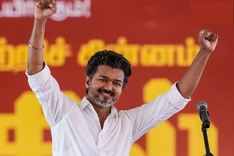 විජේ ජයග්‍රහණය අභියසට - මහඇමති ස්ටාලින් පරාජයට පත්වෙයි