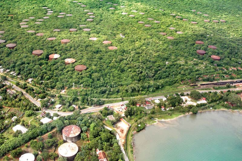 ත්‍රිකුණාමලයේ තෙල් ටැංකි සංකීර්ණයට ජාත්‍යන්තර ආයෝජකයන් කැඳවයි: කලාපීය බලශක්ති මධ්‍යස්ථානයක් කිරීමට සැළසුම්!