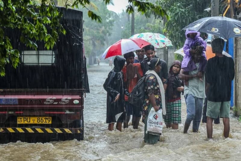 වාරිමාර්ග දෙපාර්තමේන්තුව ලබා දෙන ප්‍රකාශ ගැන නිරන්තර අවධානය දෙන්න