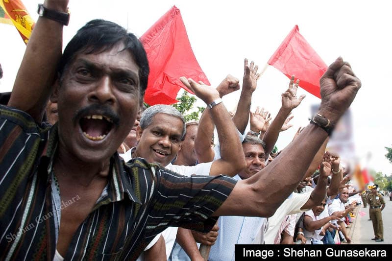 ආර්ථික දර්ශකවලට පමණක් හසුනොවන බල පෙරලියක පරිවර්තනීය අපේක්ෂාව | Athulasiri Samarakoon