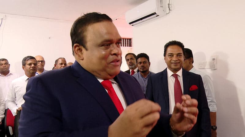 'ජනාධිපති ඡන්දෙට අපි දාන්න හිටියේ ධම්මික - අන්තිම මොහොතේ එයා බැහැ කිව්වා'– පොහොට්ටු ලේකම් හෙළිකරයි