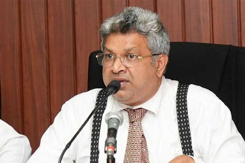 'මගේ භාරයේ ඇති ආයතනයක ලේ වැගිරීමේ සම්පූර්ණ වගකීම මම භාරගන්නවා!'- මරණ 26 සීමාව ඉක්මවද්දී අධිකරණ ඇමතිගෙන් සෘජු ප්‍රකාශයක්; ශ්‍රේෂ්ඨාධිකරණ විනිසුරු කමිටුවක් පත් කෙරේ