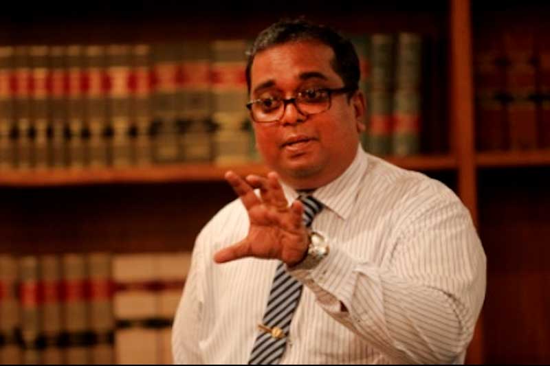 මහාචාර්ය නලීන් අබේසේකර ; ඊගෝ (අහං)කාරය පරාජය කළ මනුෂ්‍යත්වය...
