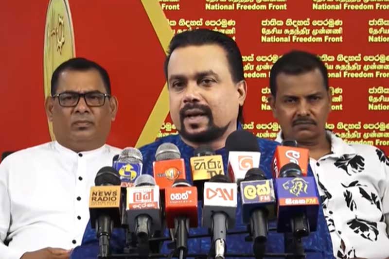 ආණ්ඩුවක මඩ බලකායකට ගැලපෙන කටයුත්තක් ! - විමල්ගෙන් පොලිස්පතිට චෝදනා