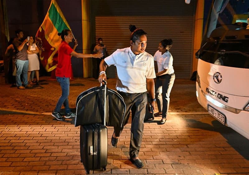 ශ්‍රී ලංකා කාන්තා ක්‍රිකට් කණ්ඩායම ලෝක කුසලානයට යති