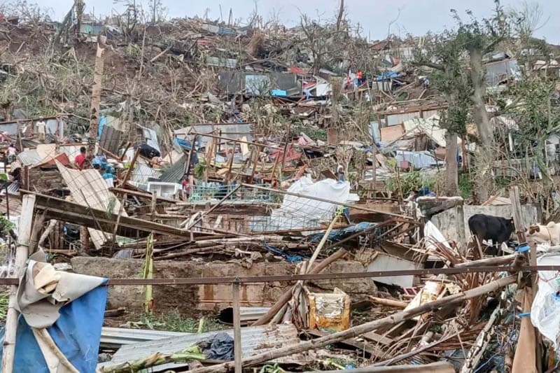 චීඩෝ චණ්ඩ මාරුතයෙන් ප්‍රංශයට අයත් මායොත් දූපත් හි දස දහස් ගණනක් මිය ගිය බවට සැක කෙරේ