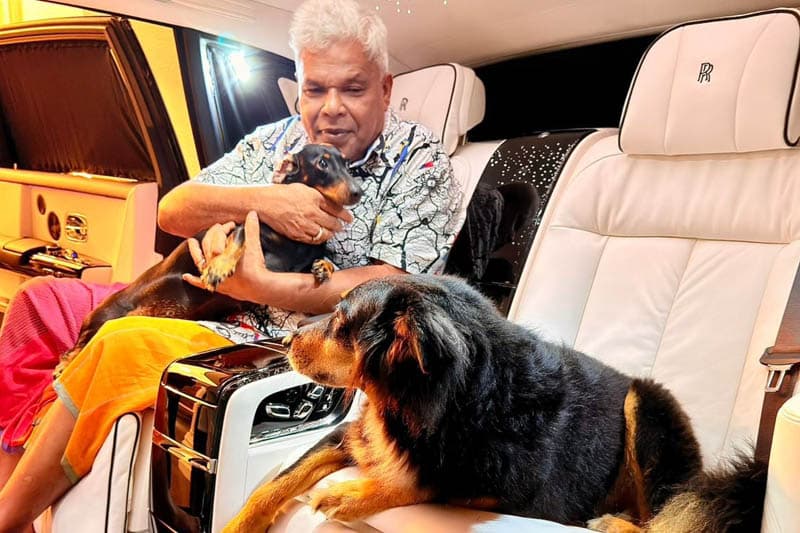 රෝල්ස් රොයිස් මෝටර් රථයකට ගහපු දඩය ගැන ඩඩ්ලි සිරිසේන කියන කතාව