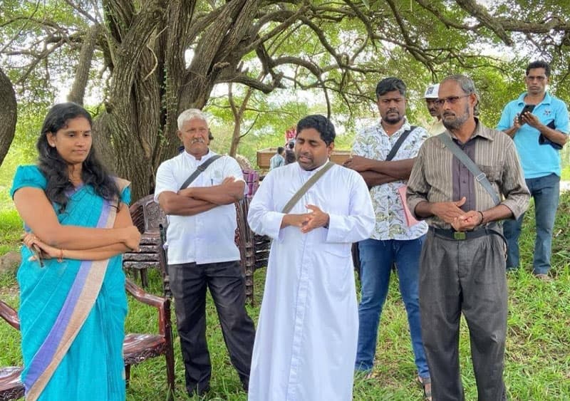 ගෙවල් සඳහා ආණ්ඩුව වෙන්කළ ඉඩම් අට අවුරුද්දක් තිස්සේ කැලෑ දෙපාර්තමේන්තුවේ