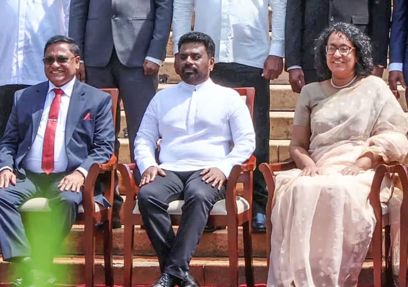 කුණු ලැයිස්තු වලට පෙම් බඳින මාලිමා රජවරු මේවට ප්‍රසිද්ධියේ උත්තර දිය යුතුයි | කුසල් පෙරේරා