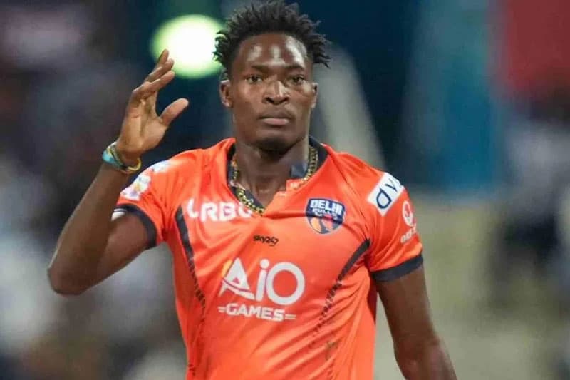 ඩොමිනික් ඩ්‍රේක්ස්: වාසනාවන්තම IPL ක්‍රීඩකයා