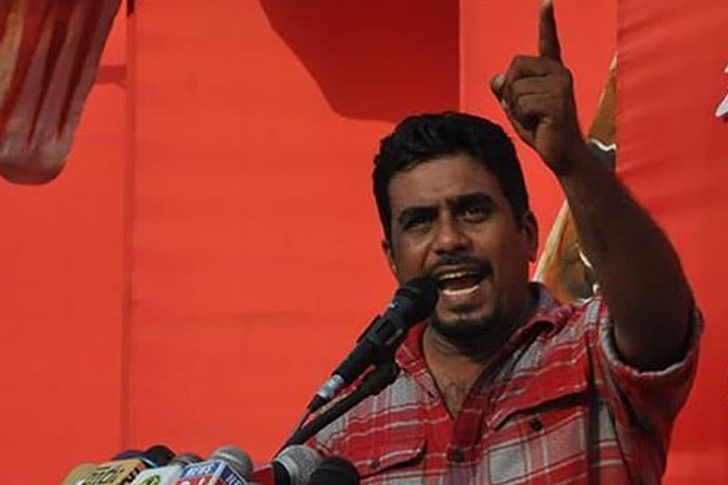 'ජනතාවගේ සැබෑ පීඩනය නොදැන ආර්ථිකය හසුරුවන්න බෑ' - ඒකාබද්ධ සෞඛ්‍ය සමුළුවේදී දුමින්ද නාගමුවගෙන් සැර කතාවක්!