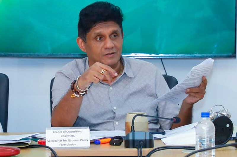 රටට අවශ්‍ය මැද මාවතක් බව විපක්ෂ නායකවරයා කියයි