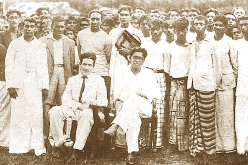 වමට අනූවයි; අනූවෙන් හැටක් වැරදි මාවතේ | උපාලි ගජනායක