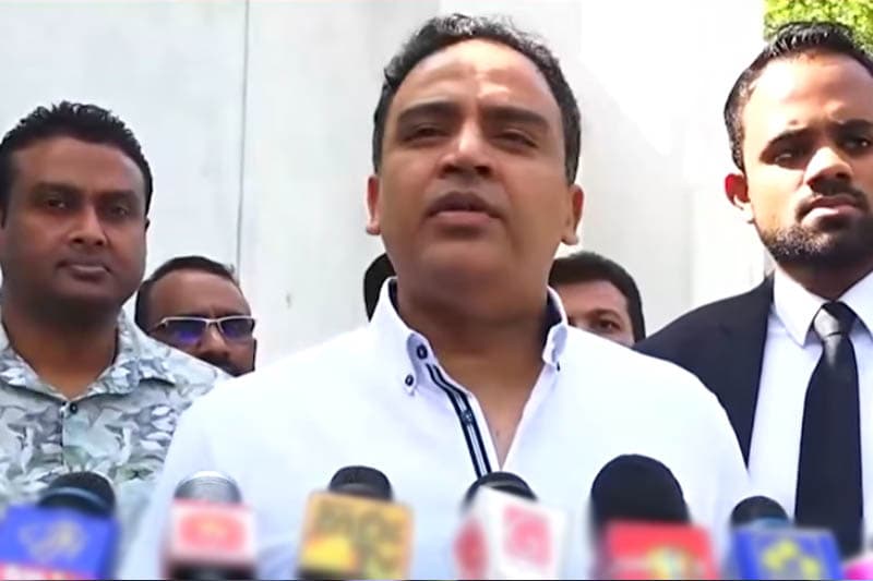 කතානායකගේ පෞද්ගලික ලේකම්ට විරුද්ධවත් අල්ලස් කොමිසමට පැමිණිල්ලක්