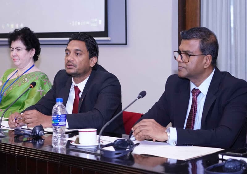 කුඩා හා මධ්‍ය පරිමාණ ව්‍යවසායකින් බලවත් කරන කමිටුව රැස් වෙයි