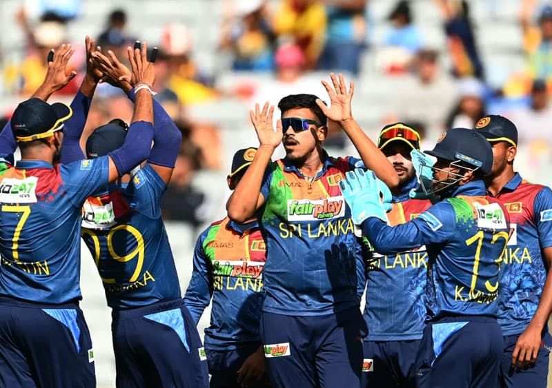 නවසීලන්තය පරදා ලංකාව ‘සුපිරි ඕවරයේදී’ ජය ලබයි