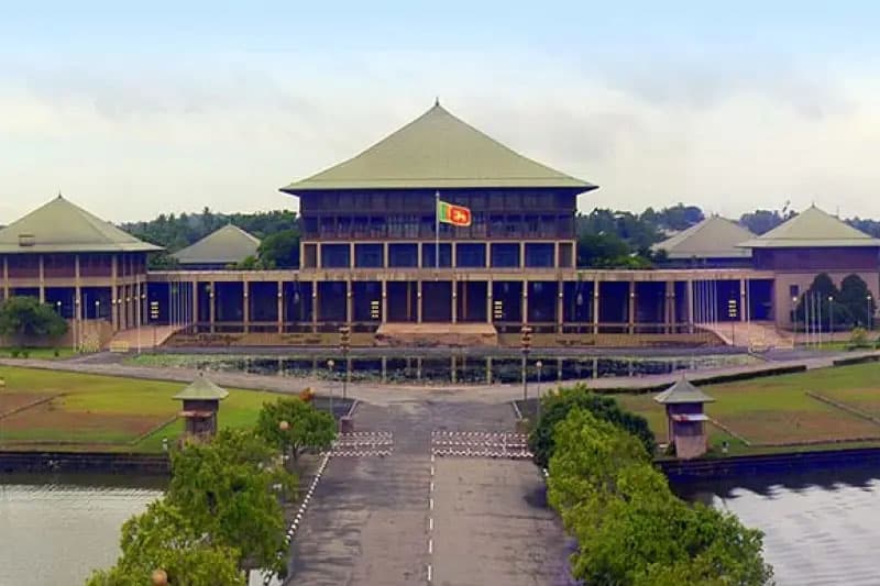 22 වන ව්‍යවස්ථා සංශෝධනය විවාදයට: අධිකරණ ප්‍රතිසංස්කරණවලට පාර්ලිමේන්තුවෙන් දින නියම වෙයි
