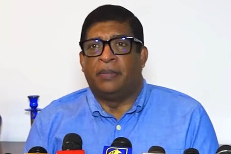 තෙල්, විදුලි බිල සහ පොලිය වහාම අඩු කළ හැකිද? රවී ගෙන් ජනපතිට විකල්ප ආර්ථික මාවතක්