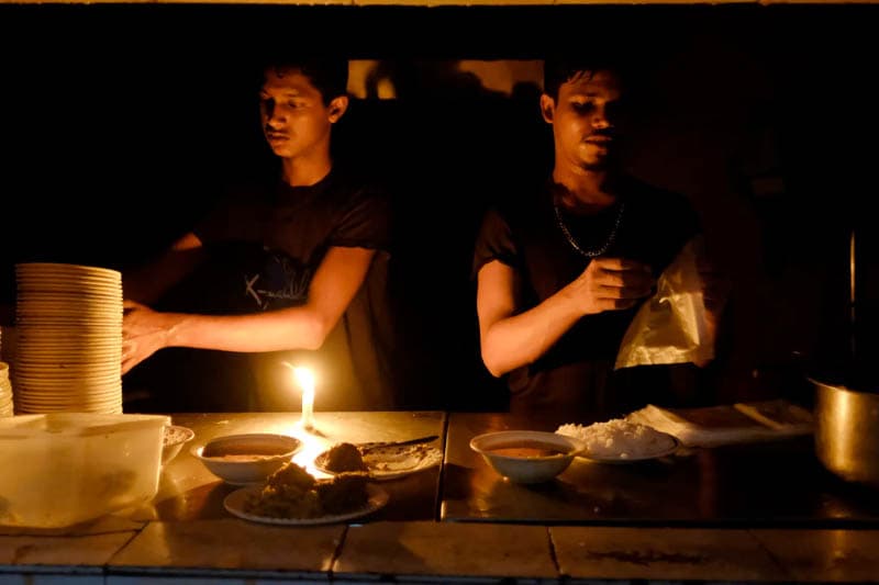 බංගලිදේශයේ විදේශීය බලශක්ති ගනුදෙනුවලින් උගත හැකි පාඩම් | රොහාන් සමරජීව