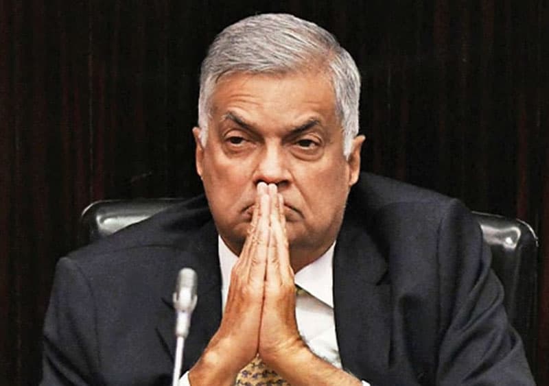 රටේ රාළ : රනිල් මහගිරිදඹය පාමුල
