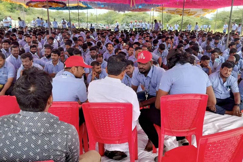 චෙන්නායි සැම්සුන් සේවකයෝ නොසන්සුන්