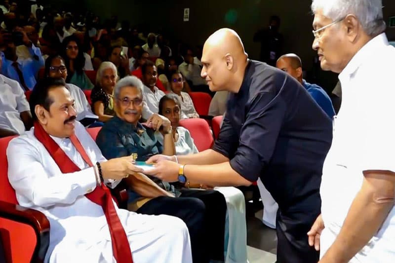 එරන්දගේ 'අවතරනය' ; පොත නොකියවා කරන තුට්ටු දෙකේ ගොබ්බ විචාර ! | Sarath Premathilaka