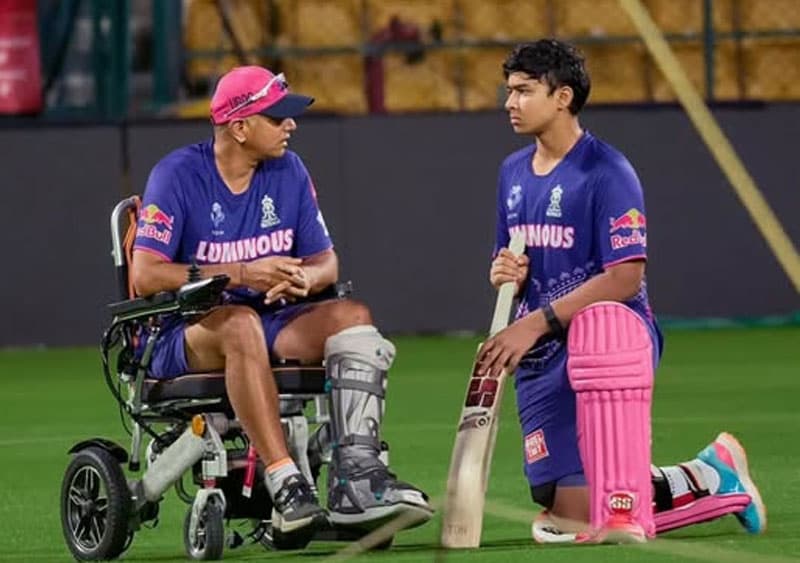 ලොව ළාබාලතම T20 ශතකලාභියා වටා ආරක්ෂක දැලක්