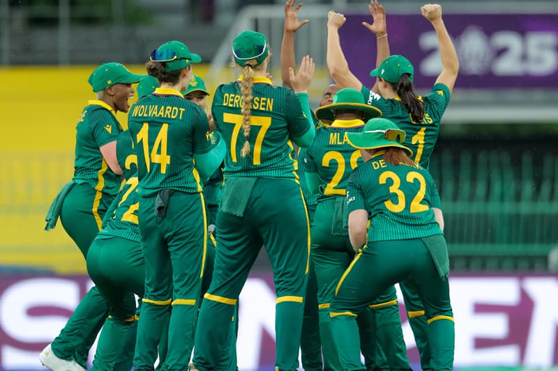කාන්තා ක්‍රිකට් ලෝක කුසලානය: වැස්ස හරස් වූ තරගයෙන් දකුණු අප්‍රිකාව කඩුලු 10කින් ශ්‍රී ලංකාව පරදවයි