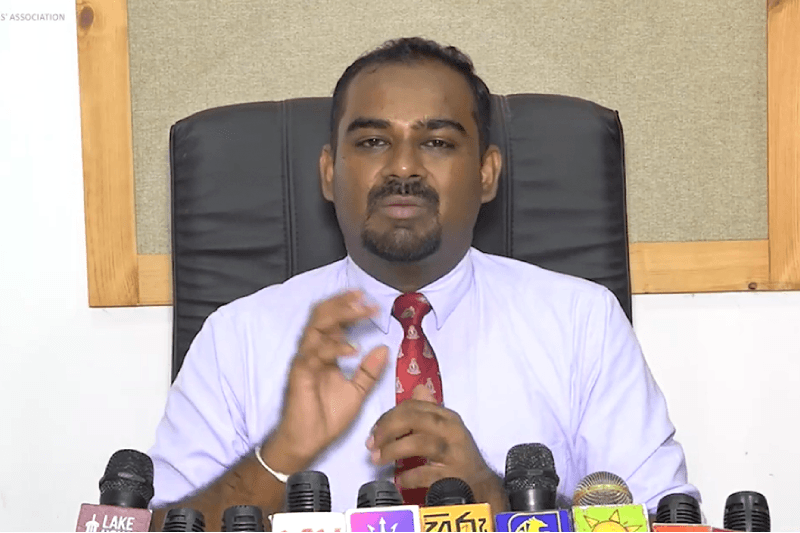 ප්‍රමිතියෙන් යුත් ඖෂධ දීම රජයේ වගකීමක් - චමිල් විජේසිංහ (GMOA)