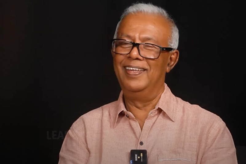 ‘අපේ අධ්‍යාපනය මනුස්සයෙක් හදන්නෙ නෑ’ (විඩියෝ) - ආචාර්ය සුනිල් විජේසිරිවර්ධන