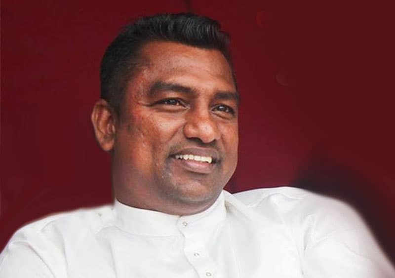කුට්ටි - (එරන්ද ගිනිගේ)