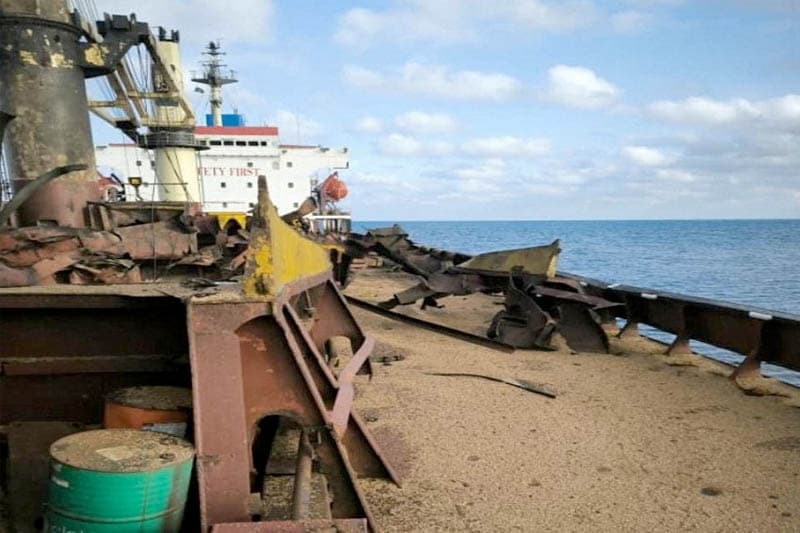 යුක්‍රේන ධාන්‍ය නෞකාවකට රුසියානු මිසයිල ප්‍රහාරයක්