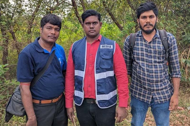 රාජකාරියේ යෙදී සිටි දෙමළ මාධ්‍යවේදීන්ට උතුරේ හමුදා හිරිහැර  