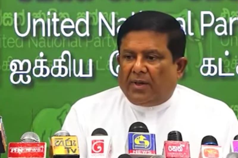 රටේ පවතින ව්‍යසනකාරී තත්ත්වය කළමණාකරණය කිරීමට එජාපයෙන් ආණ්ඩුවට යෝජනා 16ක්