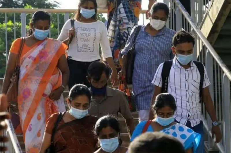 රාජ්‍ය සේවයේ වෘත්තීය රැකියා කාන්තාවන් අතට: තරුණ පිරිස් පෞද්ගලික අංශයට