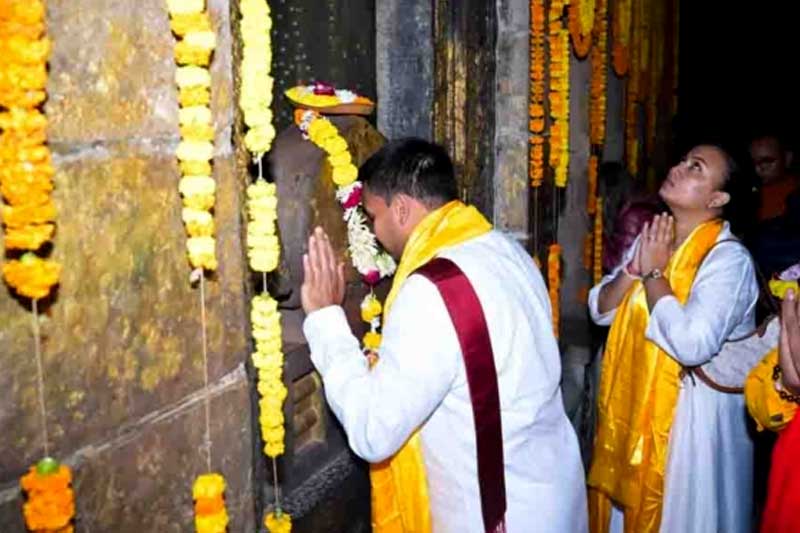 බෞද්ධයන් වෙනුවෙන් පෙනී සිටිනවා සේම අනෙකුත් සංස්කෘතීන් ආරක්ෂා කරනවා - නාමල්