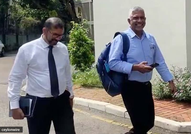 ප්‍රමෝද්‍ය කුමන්ත්‍රණය හෙළිකරන්න ශිරාල් සමග පොලිසියට යයි