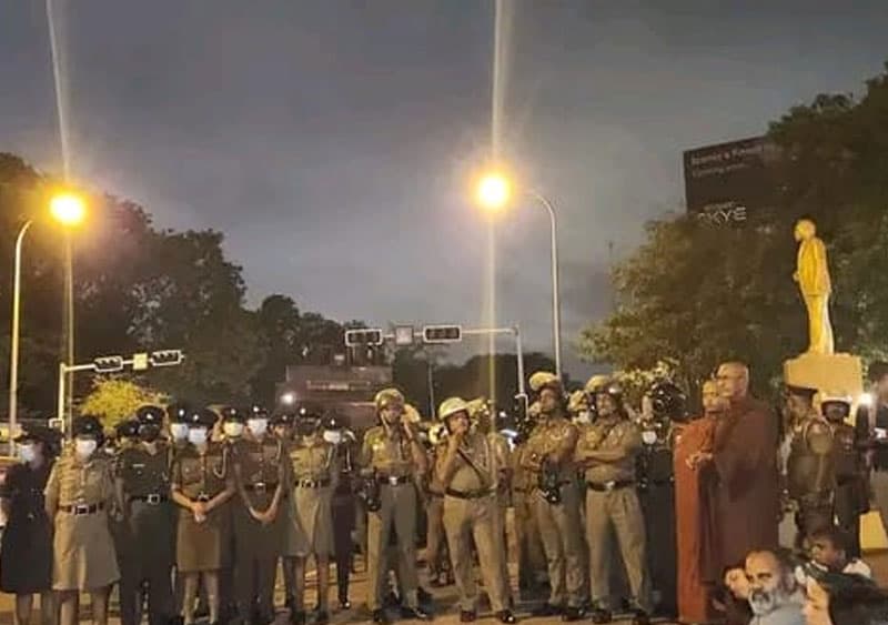 කොළඹ මුල්ලිවයික්කාල්කරණය කර නිදහස සැමරීම - (ආචාර්ය මහේෂ් හපුගොඩ)