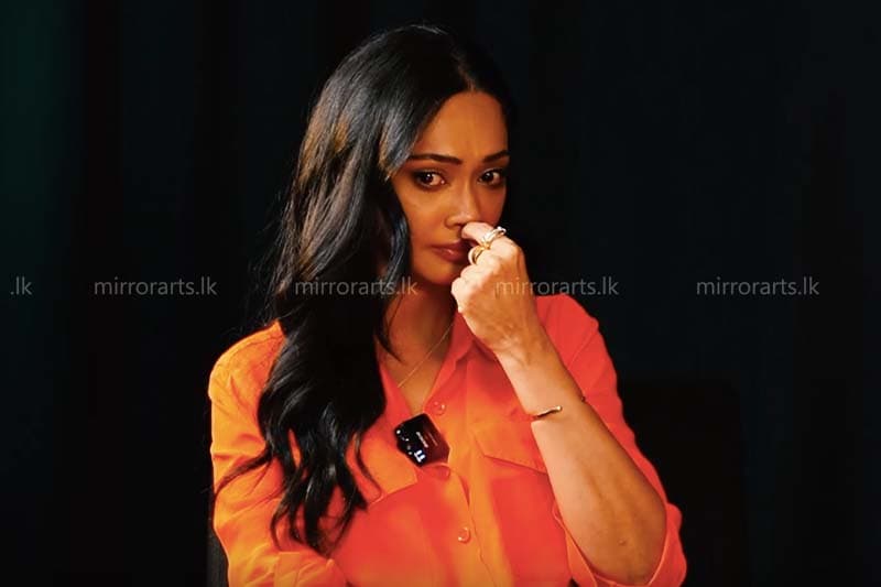 Yureni Noshika : මම මගේ කර්මය ගෙවමින් සිටිනවා (වීඩියෝ)