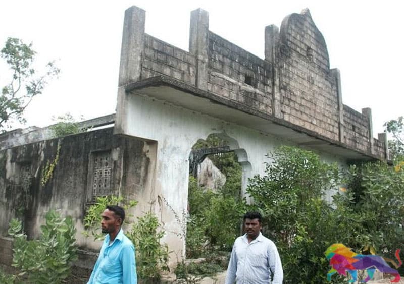 ඡන්ද අයිතිය උදුරාගත් අවතැන් වූ මුස්ලිම් ජනතාවගේ දුක්බර කතාව