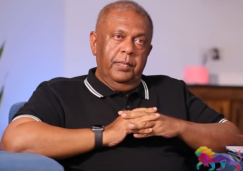 'මට ආයෙත් රජුන් තනන්න උවමනාවක් නැහැ' - මංගල අලුත් 'ගේමකට' සැරසේ! (වීඩියෝ)