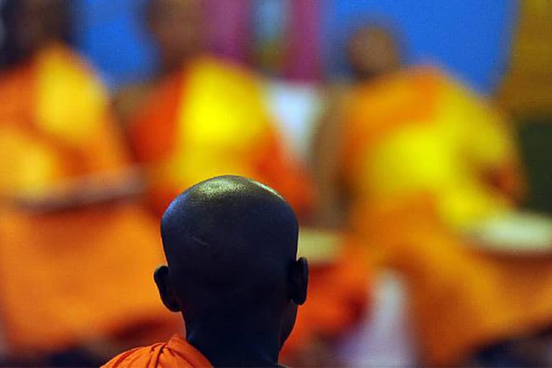ශ්‍රී ලංකාව සිංහල-බෞද්ධ රටක් ලෙස පිළිගන්න බැරි ඇයි ? බැසිල්ගේ උපදේශක විමසයි