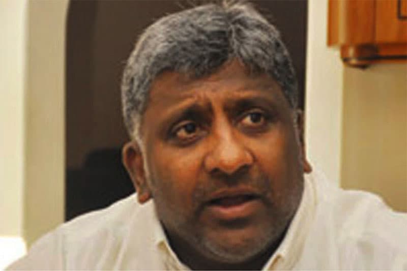'ජනාධිපති සමග එකතුවුණොත් අපි කපෝති' - ප්‍රසන්න රණතුංග
