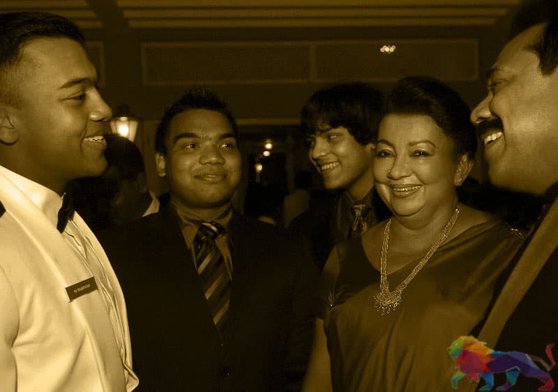 රෝහිතගේ උපාධිය සහ ගොසිප්; රාජපක්ෂ පවුලේ දරුවන්ගේ දක්ෂතා ඉස්මතුවීමට එයාලගෙම පාලන යුගයක අවශ්‍යතාවය!