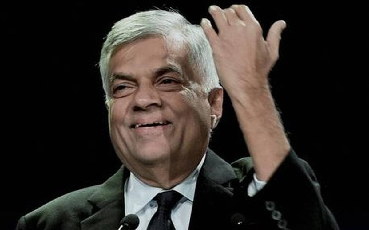 රනිල් වික්‍රමසිංහ සම්ප්‍රාප්තිය යථාර්ථයක් වේද? -නීතිඥ චන්ද්‍රසිරි සෙනෙවිරත්න