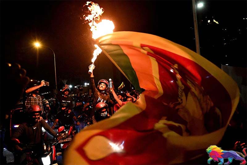 දේශපාලන හා ආර්ථික ක්‍රමයේ වෙනසක්: අර්බුදයට විසඳුම සංවිචාරණීය සමාජයක් ! - ප්‍රදීප් එන්’ වීරසිංහ