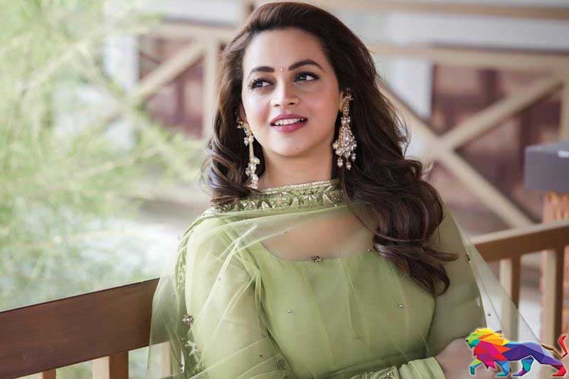 ඉන්දීය නිළියක් වසර 5කට පසු ලිංගික හිංසන සිදුවීමක් ගැන හඬ අවදි කරයි
